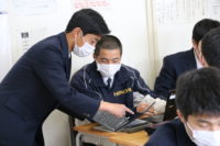 to 日専校｜日立製作所 日立工業専修学校 日立製作所 日立工業専修学校（日専校）では 『「モノづくり」は「人づくり」から